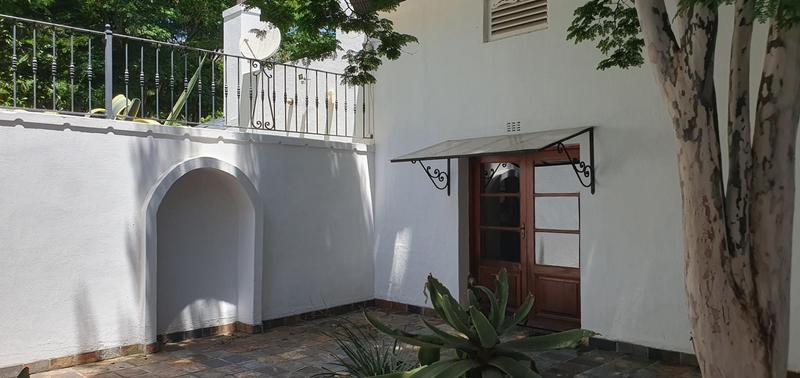 5 Bedroom Property for Sale in Paarl Western Cape